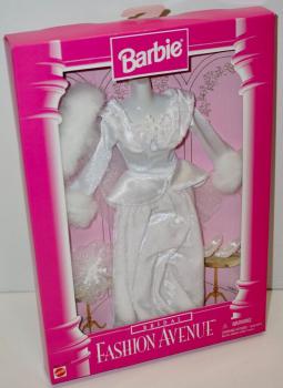 Barbie fashion outlet avenue